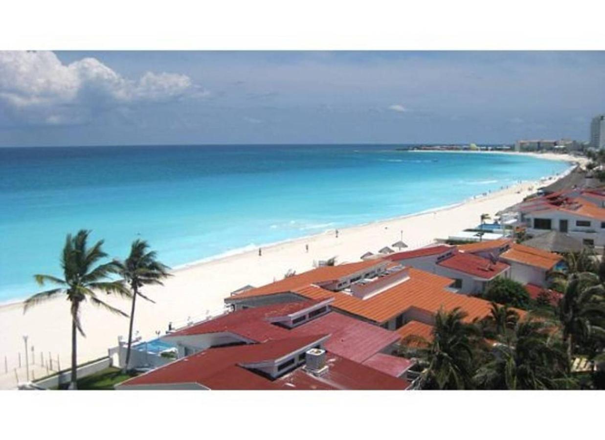Solymar Beach Condos Cancun Bagian luar foto