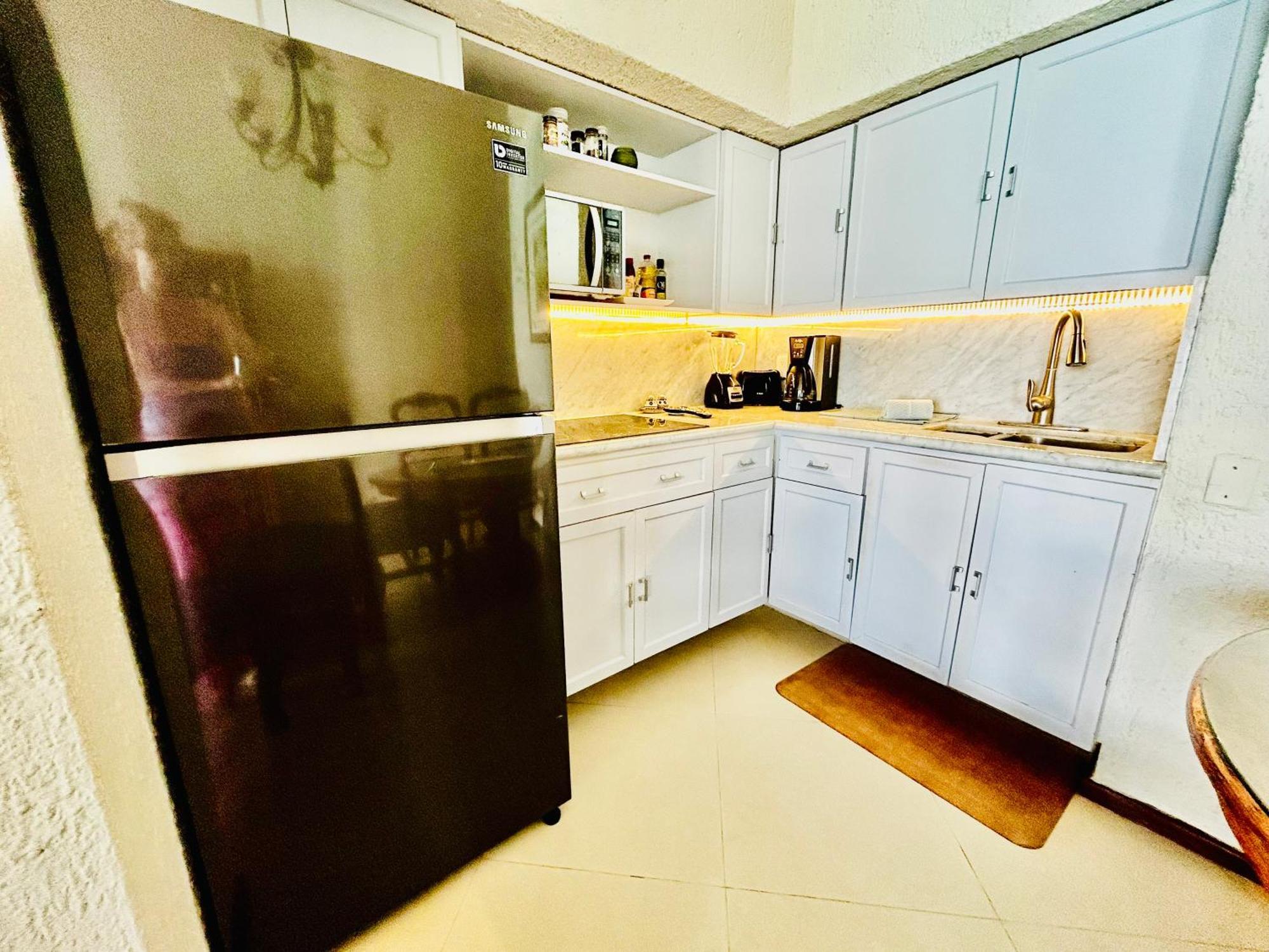 Solymar Beach Condos Cancun Bagian luar foto